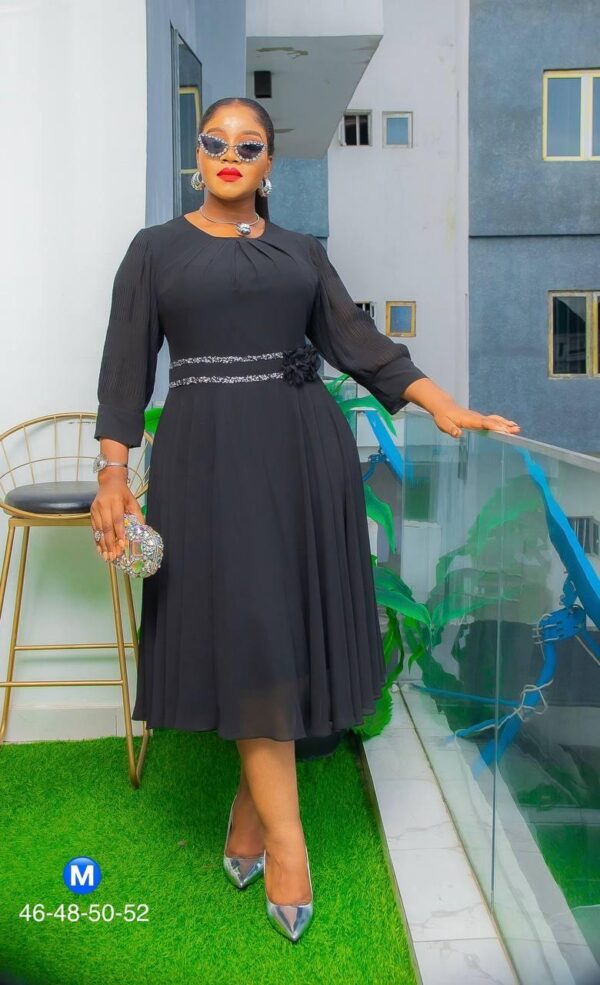 Elegant Round dress - Image 2